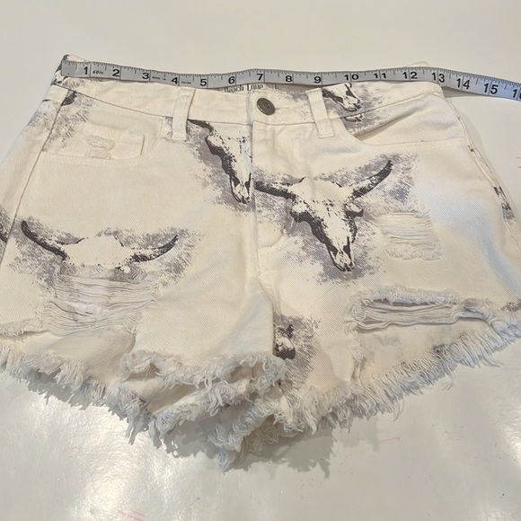 Peach Love California High Rise Shorts Size S - Picture 4 of 16